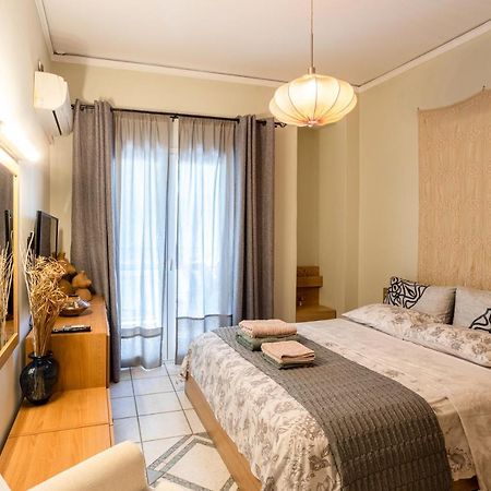 Athinas Apartment Piraeus Bagian luar foto