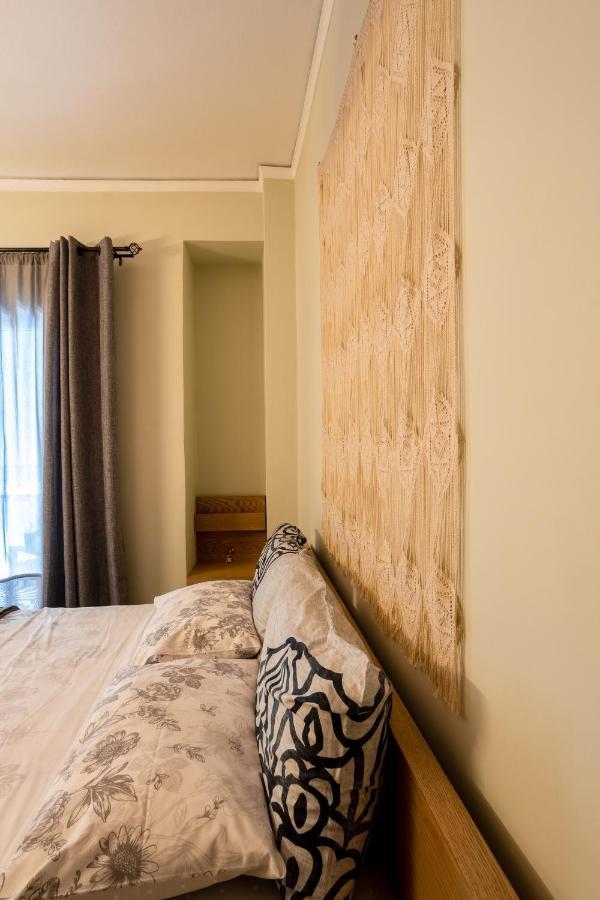 Athinas Apartment Piraeus Bagian luar foto